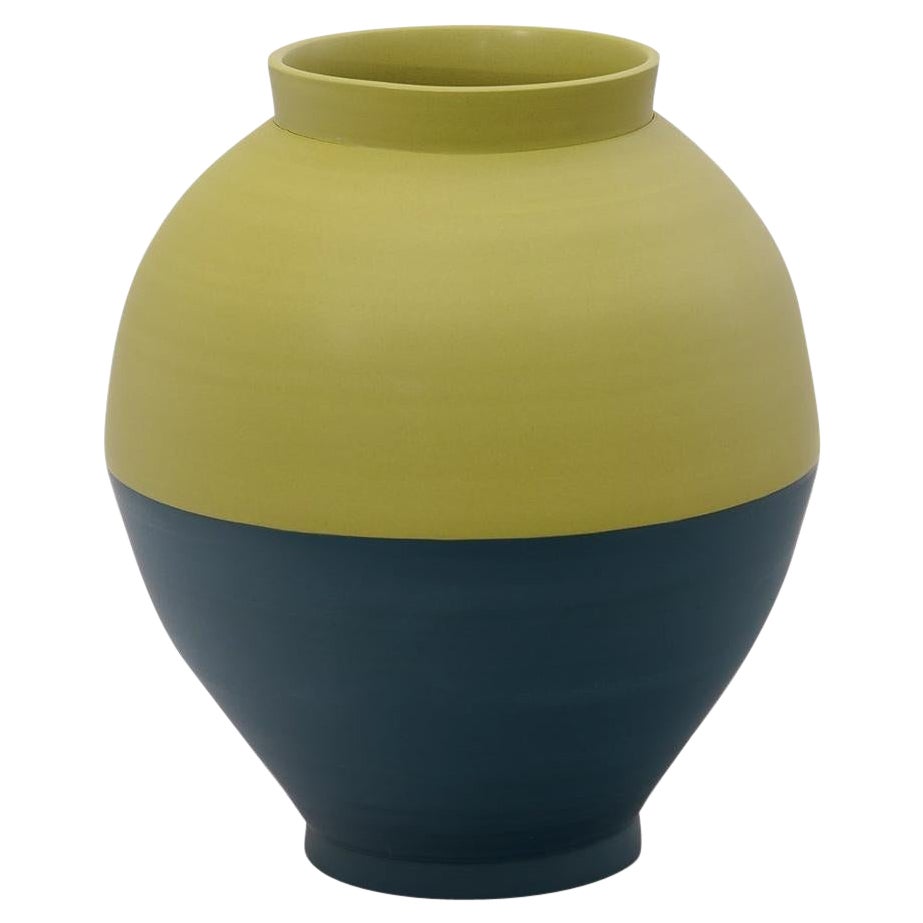 Half-Halb-Vase von Jung Hong im Angebot