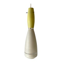 Grande lampe suspendue en verre jaune et blanc, dans le style de Vistosi, années 1960, Italie