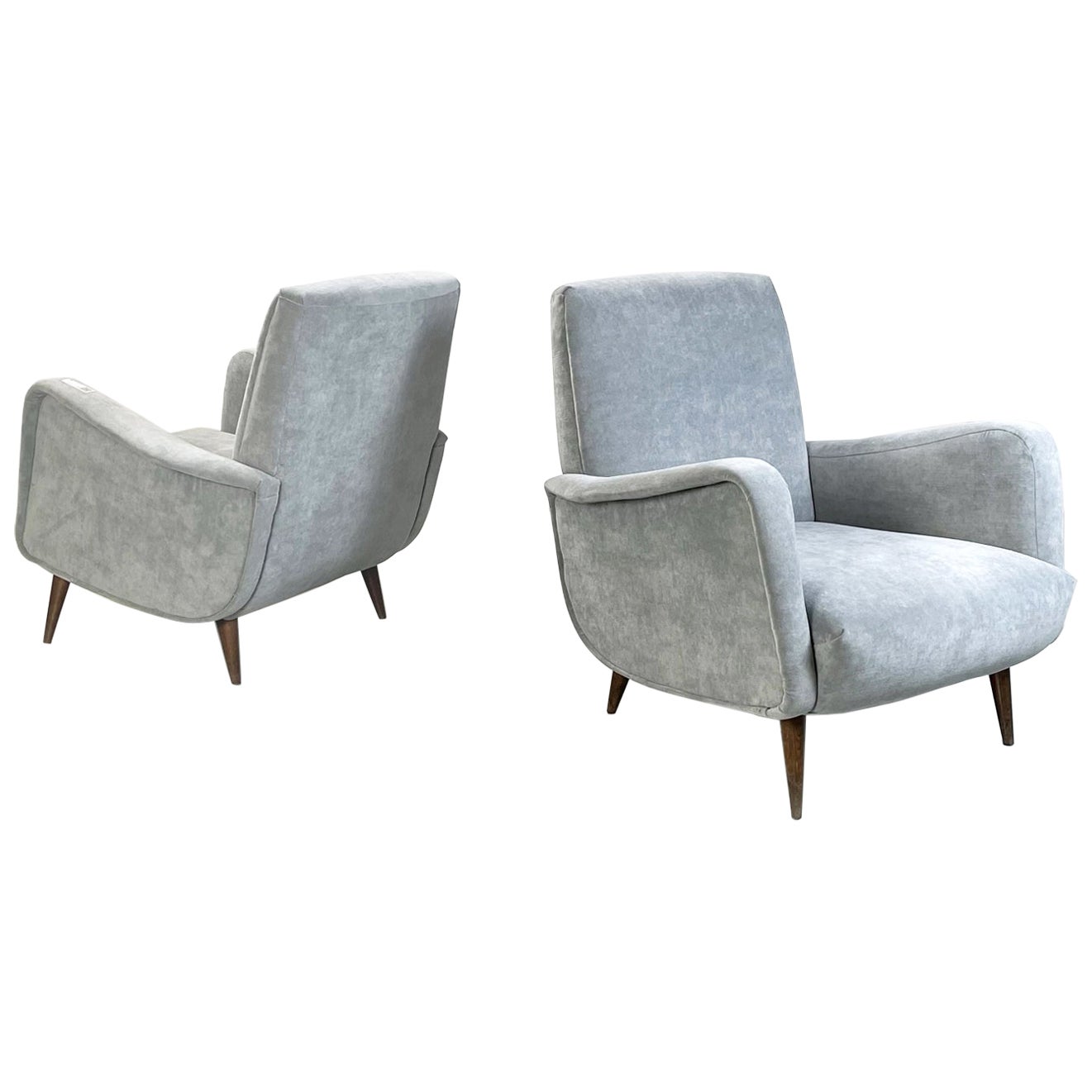 Italian Mid-Century Modern Armchairs in Light Gray Velvet and Wood, 1960s For Sale
