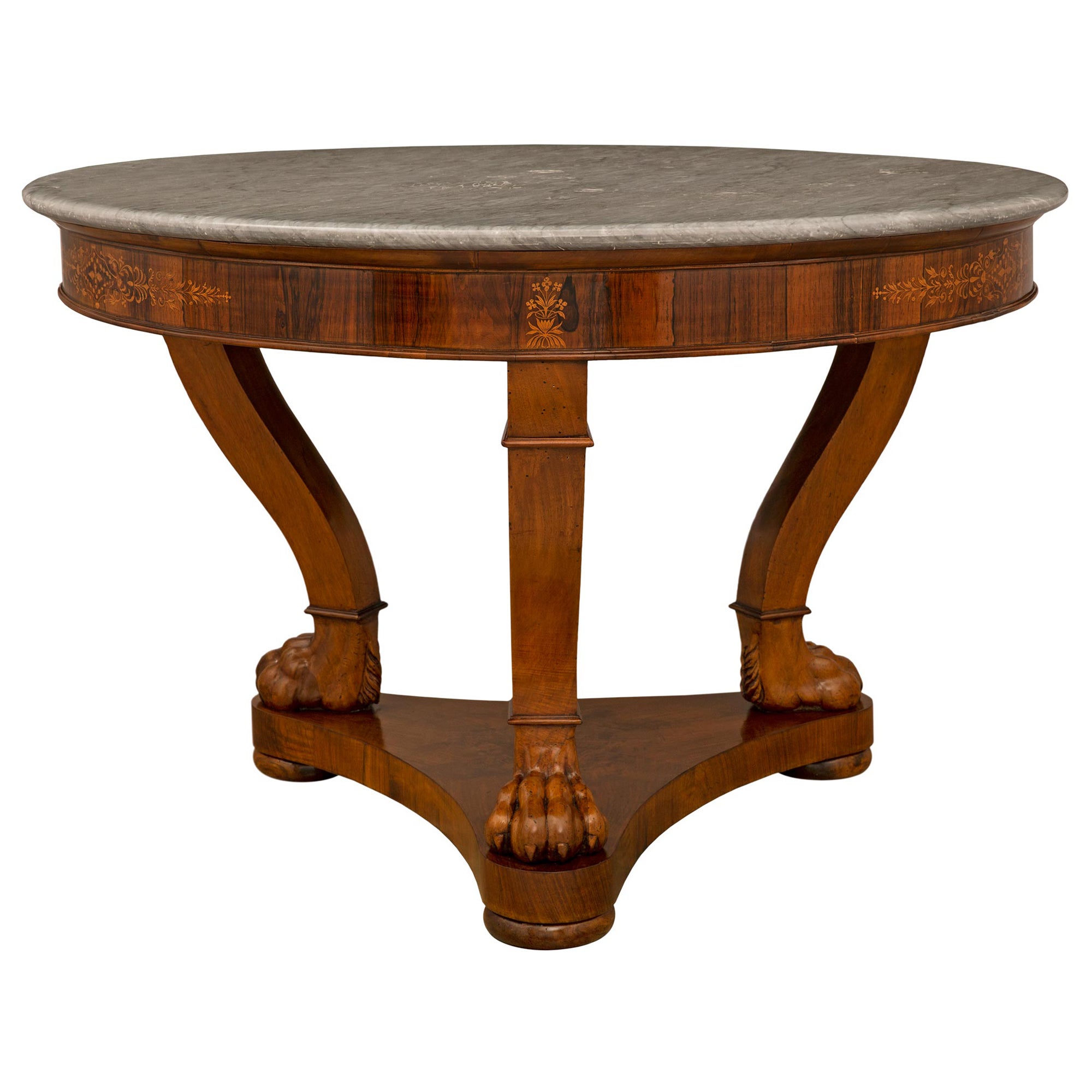 Table centrale française du XIXe siècle de style Charles X en noyer, bois d'érable et marbre