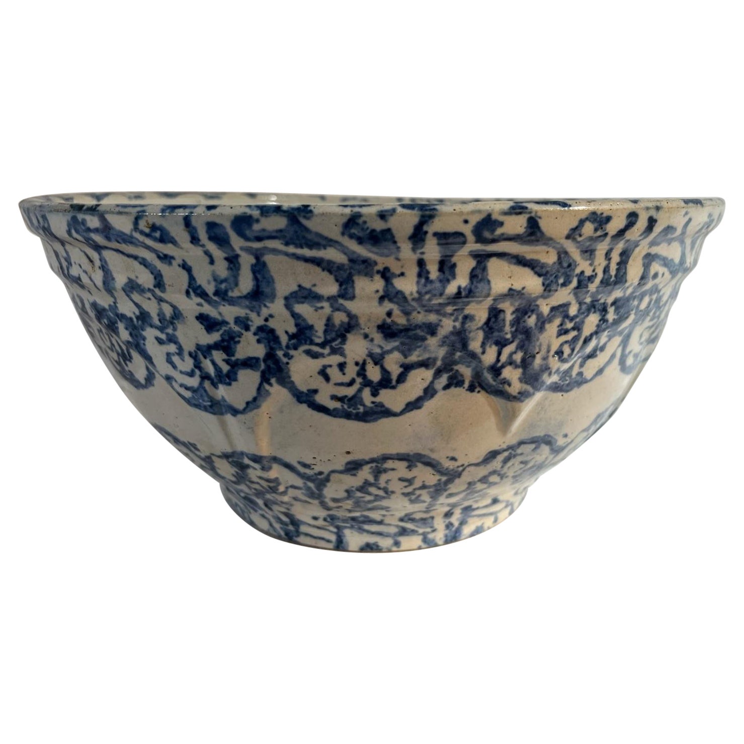 19thc Sponge ware Bowl With Scalloped Sponge Design For Sale