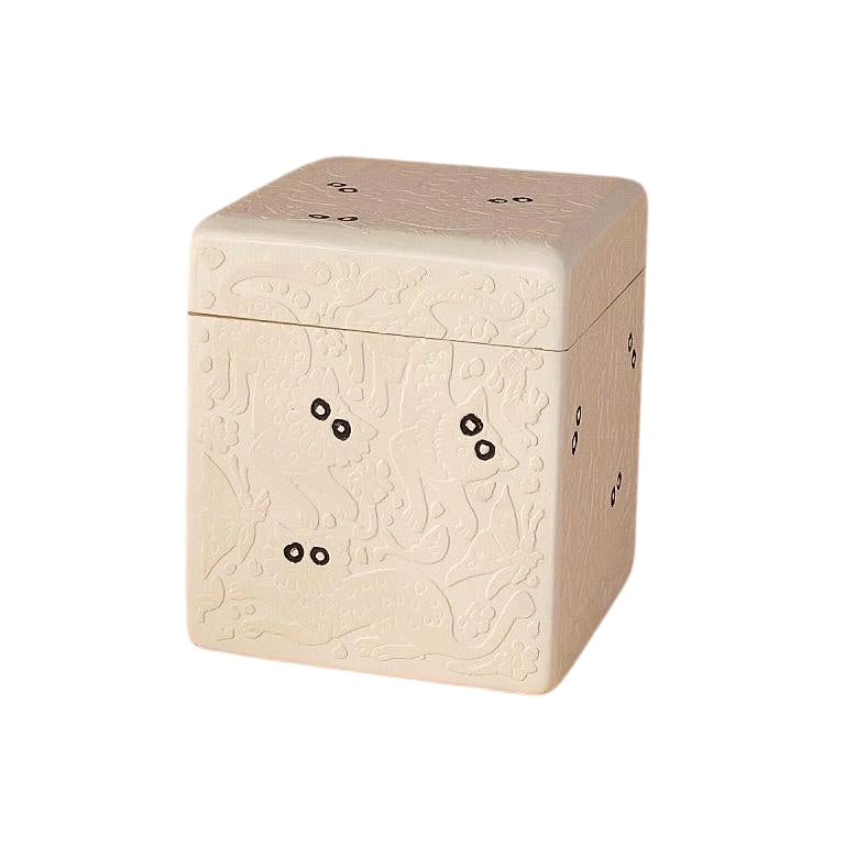 Medium Oli Mitzli Box by Onora For Sale