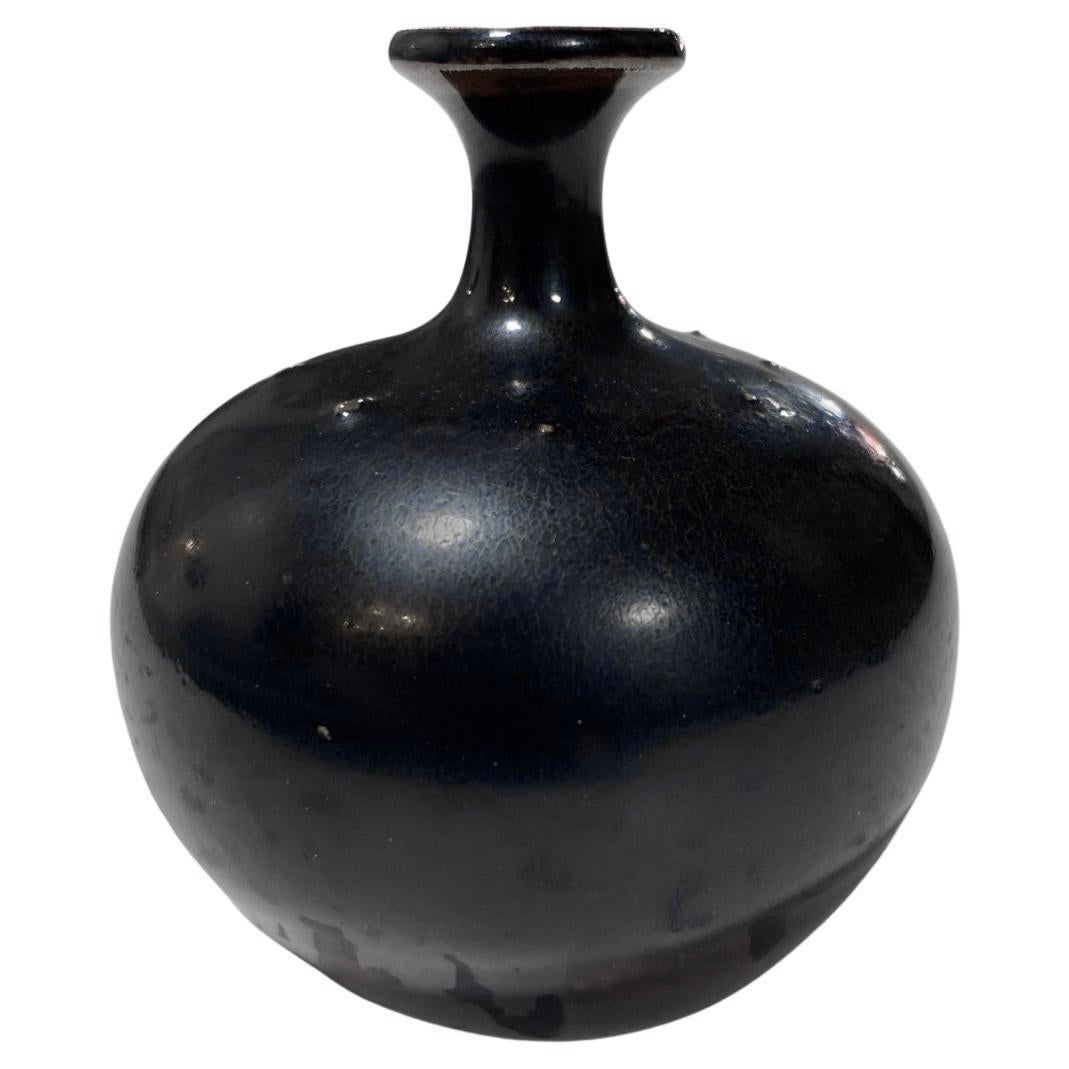 Vaso in miniatura svedese di metà secolo firmato da Rolf Palm per Mölle Sweden