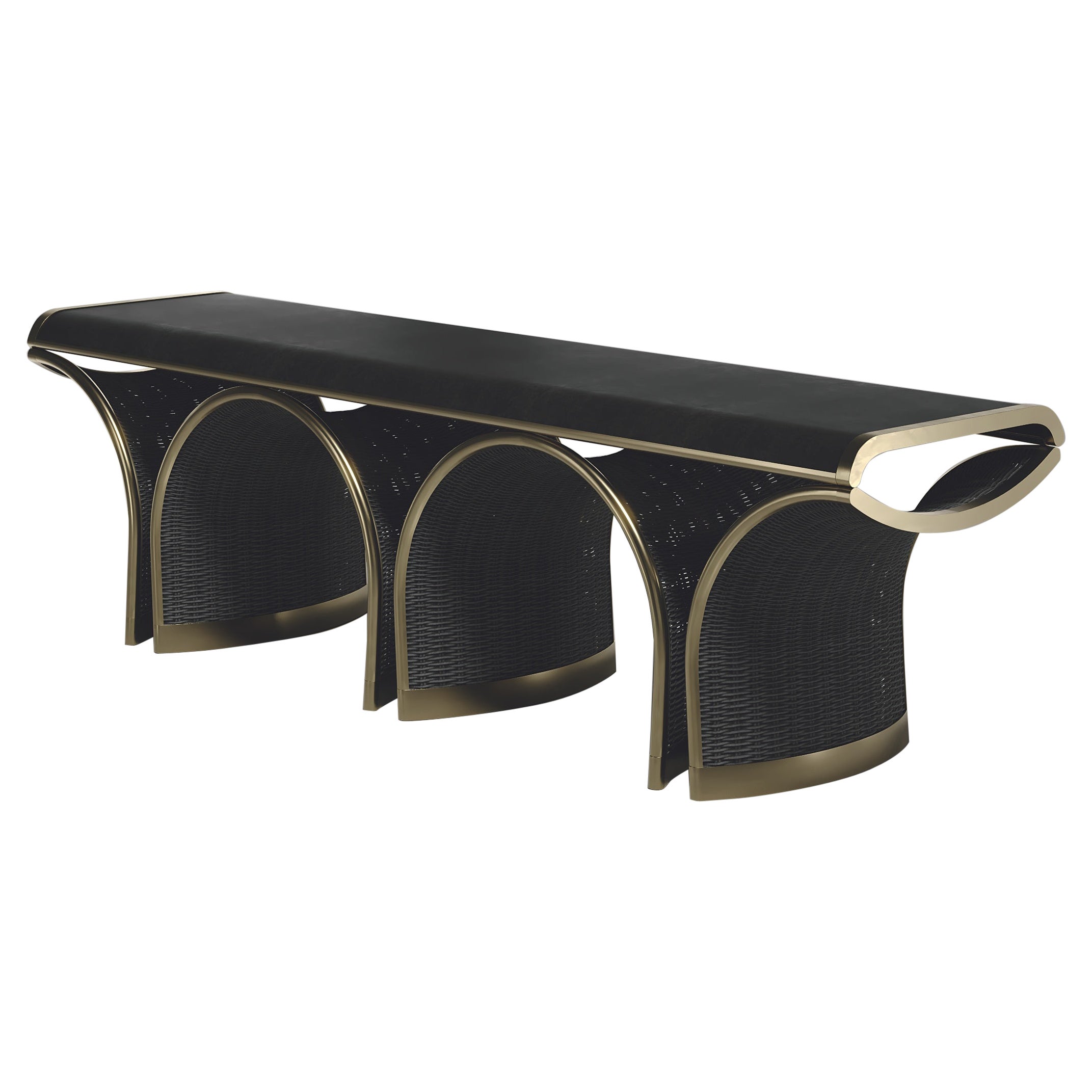 Banc en rotin avec parchemin et incrustation en laiton patiné bronze de R&Y Augousti