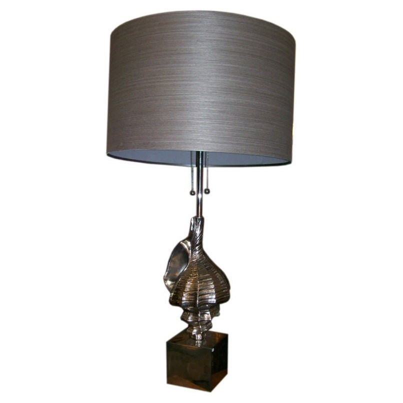 Lampe de bureau en forme de coquillage nautique en métal nickelé en vente