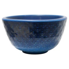 Marselis bowl in ceramic by Nils Thorsson for Aluminia Royal Copenhagen, Denmark