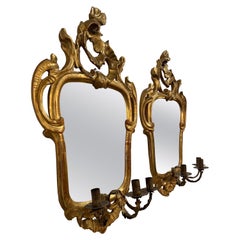 Paire de miroirs Girandole anciens en bois doré italien