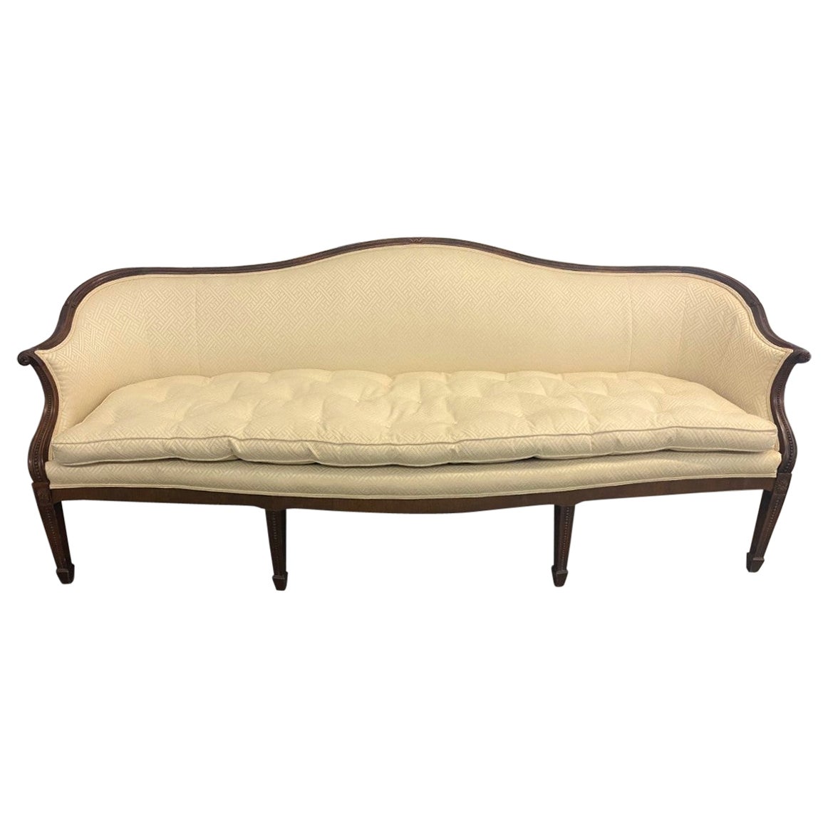 Mahagoni-Sofa in Serpentinenform im Hepplewhite-Stil mit Pfirsich- und Blattwerkschnitzerei