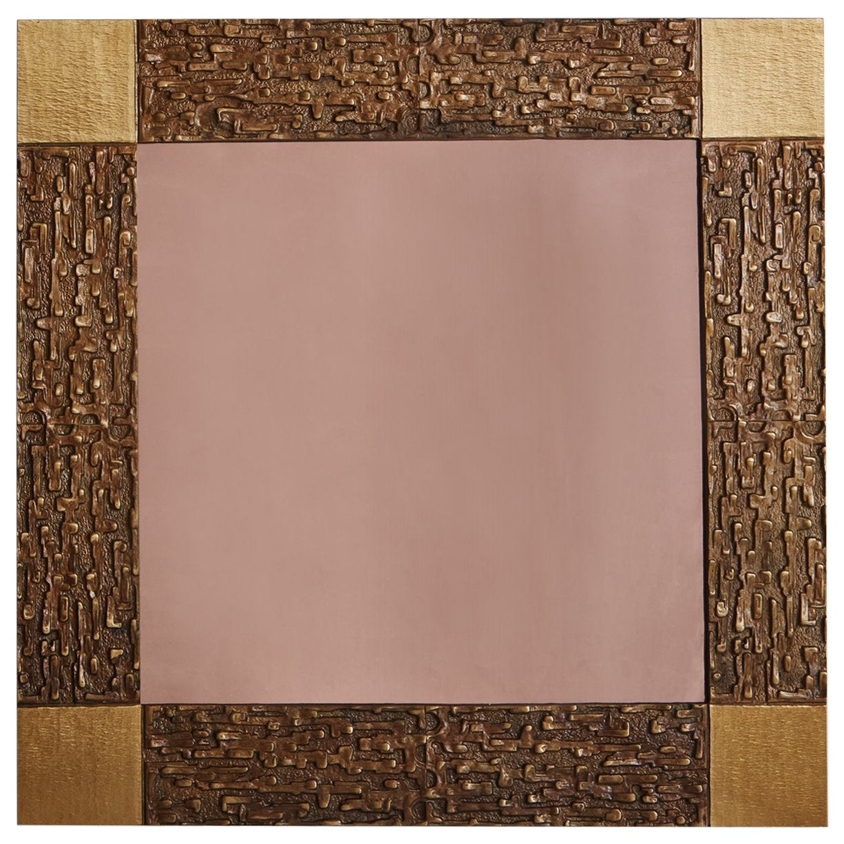 Miroir à cadre brutaliste en laiton teinté rose attribué à Luciano Frigerio, Italie