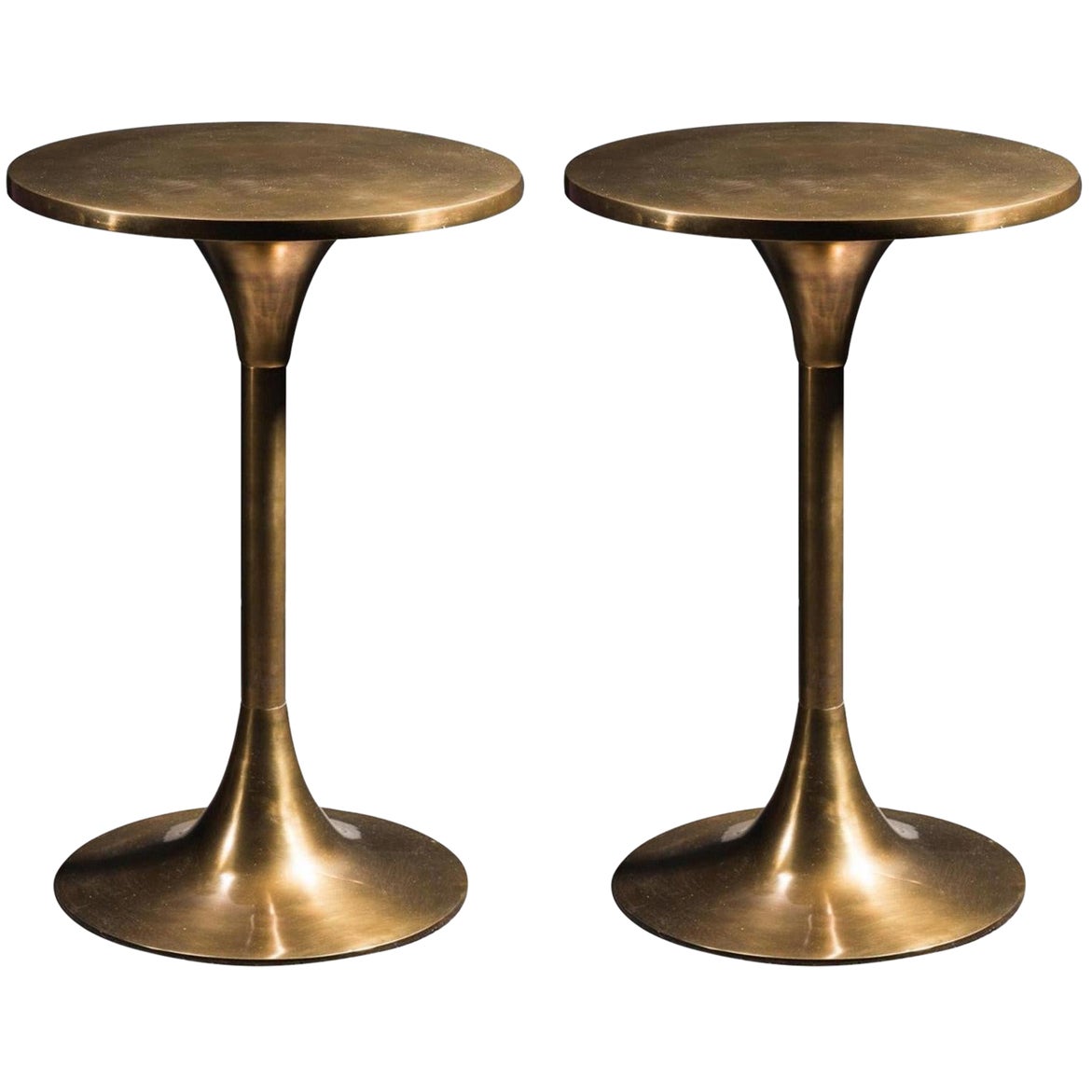 1960s Design Style Pair of Patina Brass Side Tables For Sale