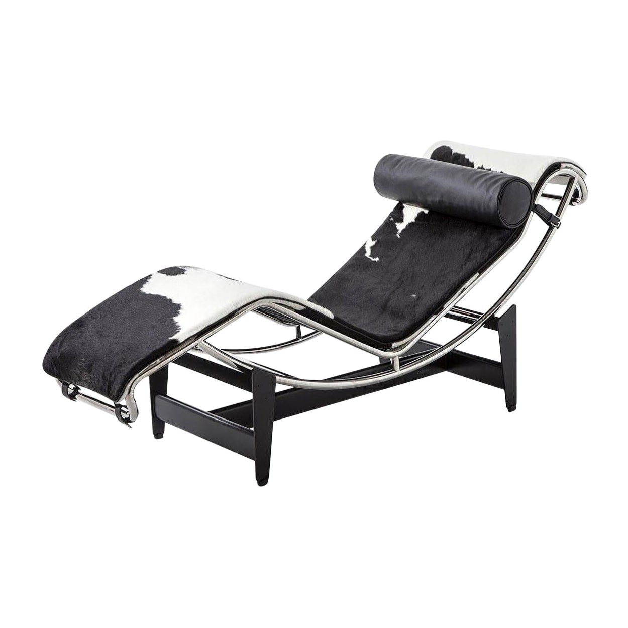 Le Corbusier, Pierre Jeanneret, Charlotte Perriand LC4 Chaise Lounge by Cassina en vente