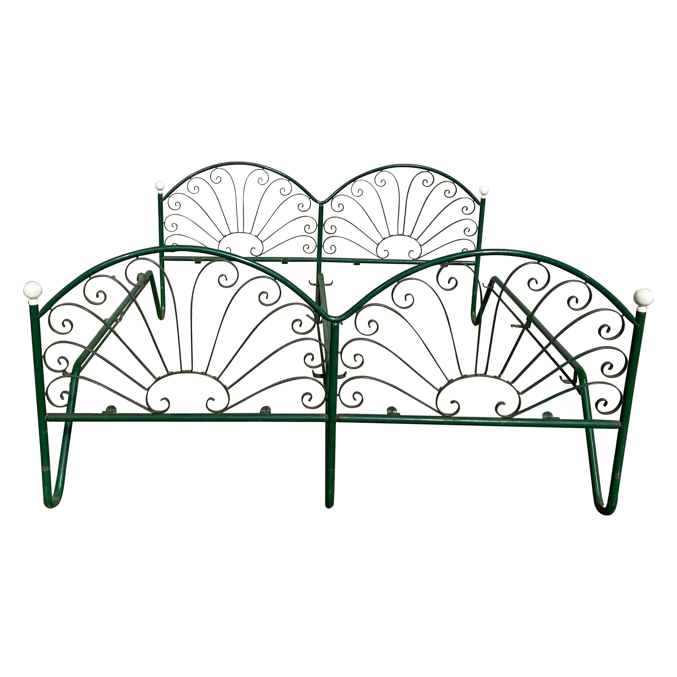 Mid-Century Modern Italian Double Bed in Green Painted Iron From 1970s For Sale