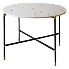 Simple Round Table 100 4 Legs by Contain