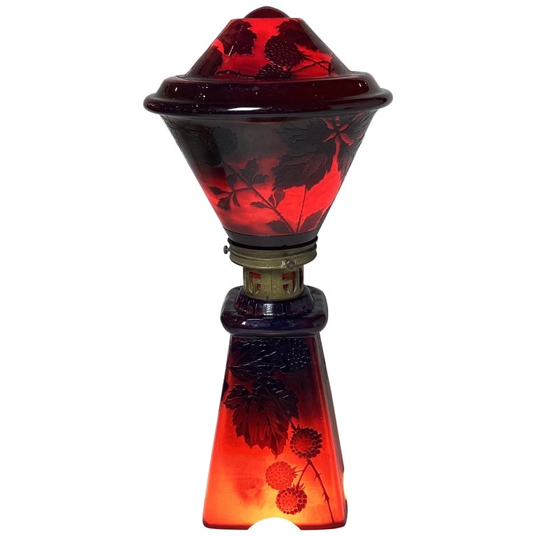 Art Deco Cameo Glass Boudoir Lamp For Sale at 1stDibs