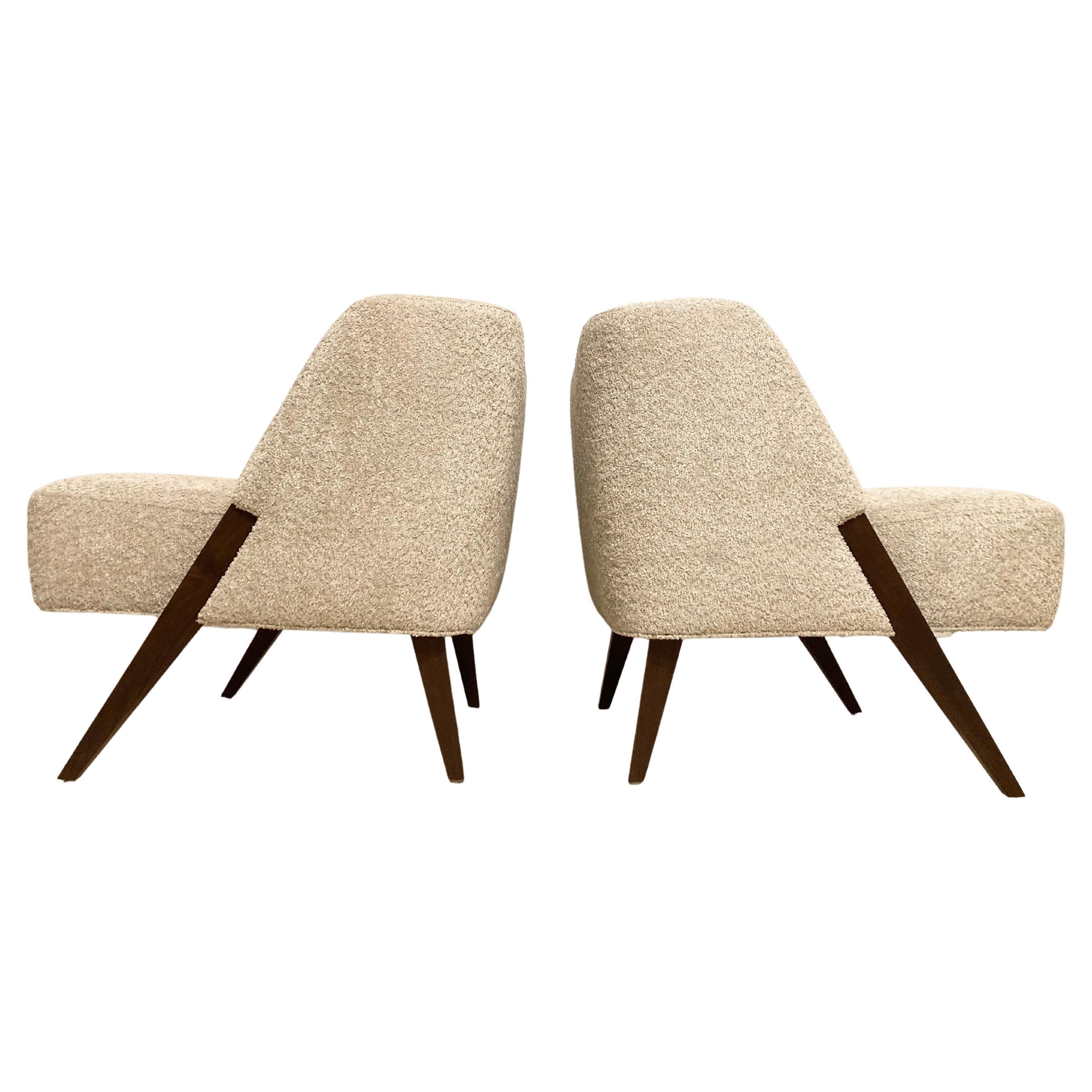 Pair of Lounge Chairs Attributed to Gio Ponti, Walnut and Bouclé Fabric