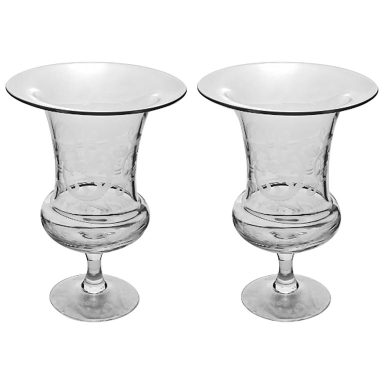 Pair of decorated glass vases For Sale at 1stDibs