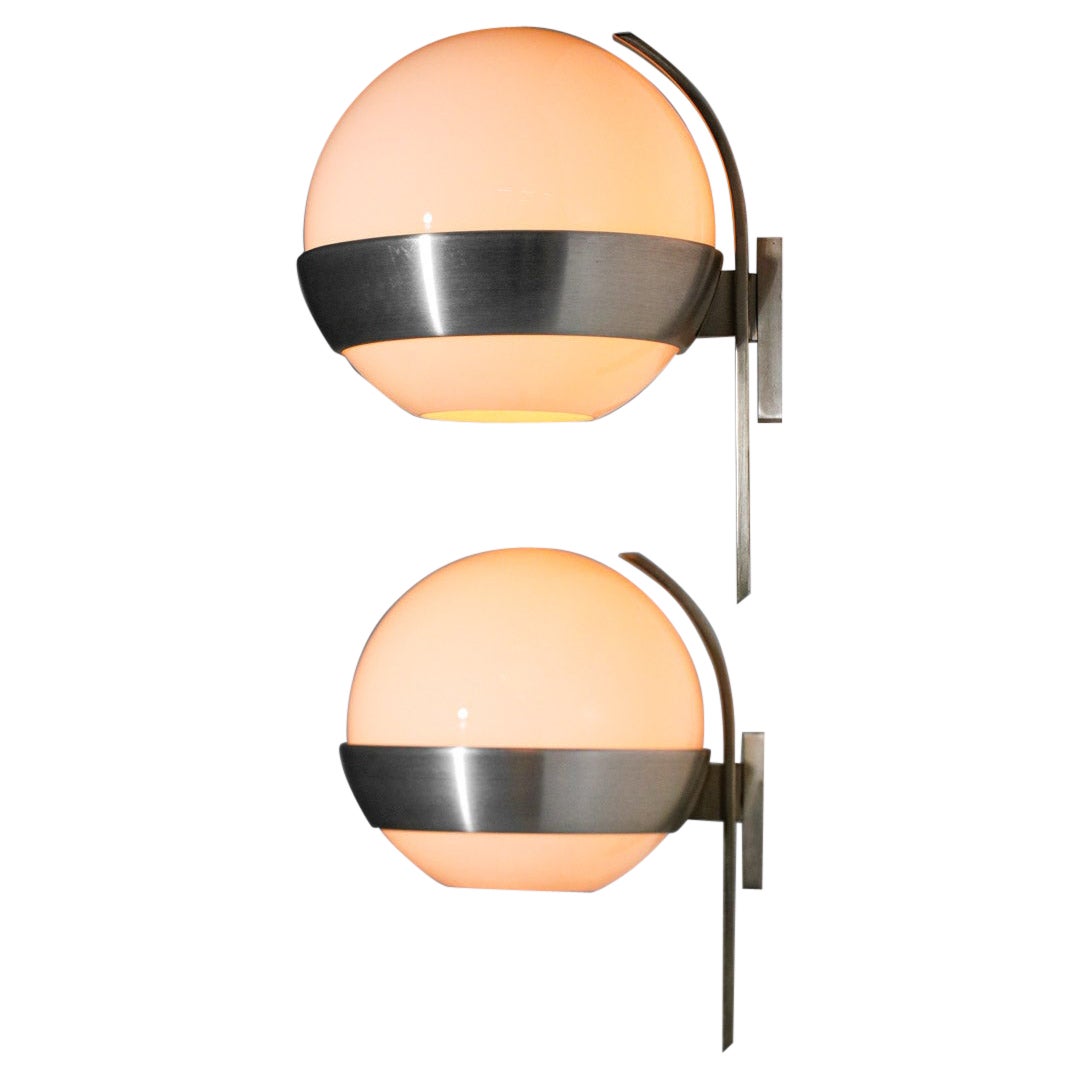 Suite of 4 Italian sconces by Pia Guidetti Crippa for Lumi years 70 opaline and  For Sale