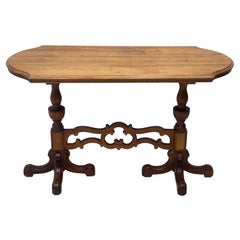 Vintage Console Table in Traditional Style