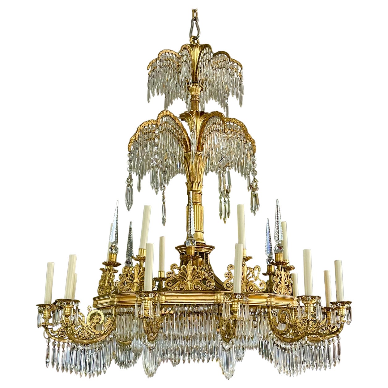 Monumental lustre néoclassique à 18 bras de lumière, vers 1825, Design/One