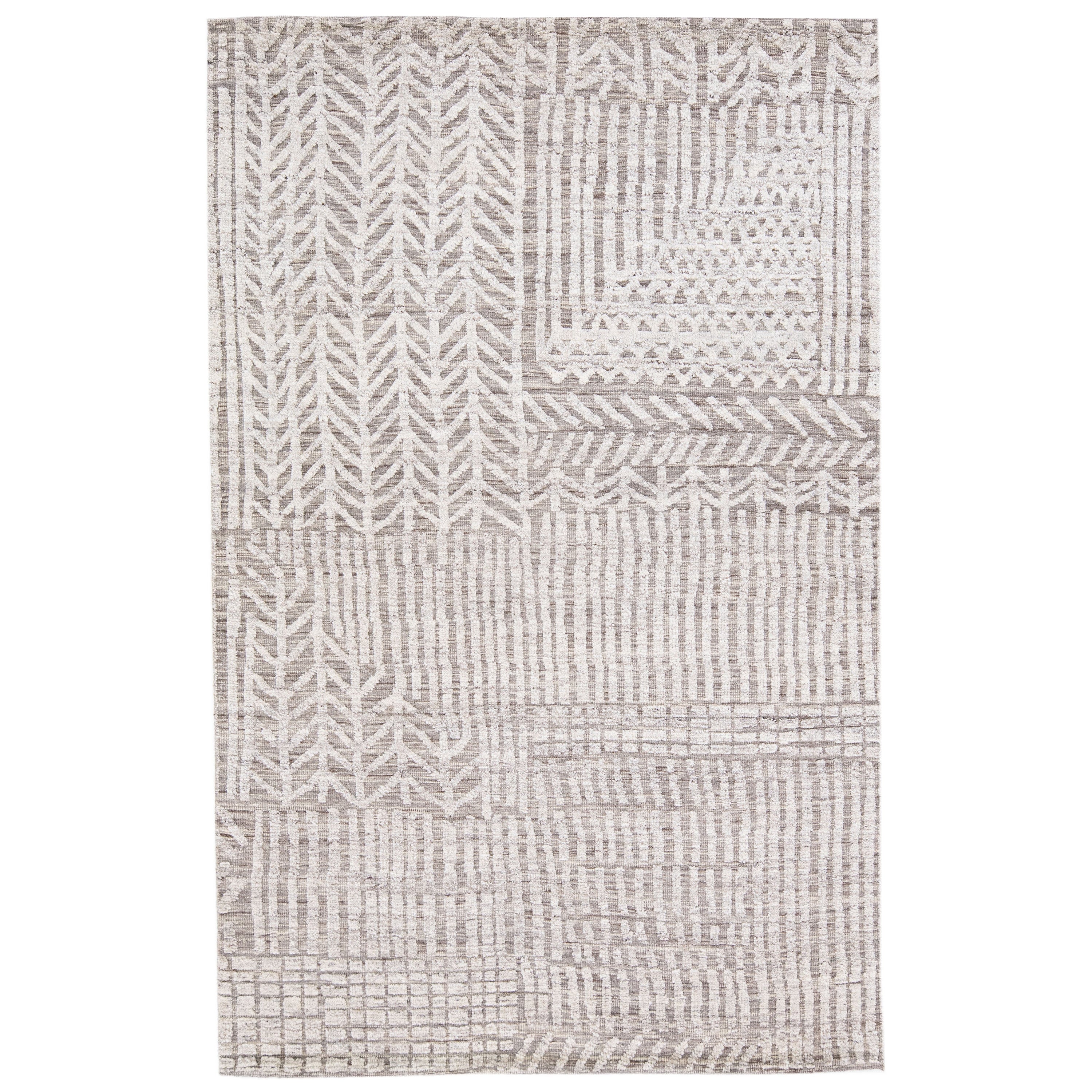  Tapis en laine grise de style marocain moderne et abstrait fait à la main par Apadana