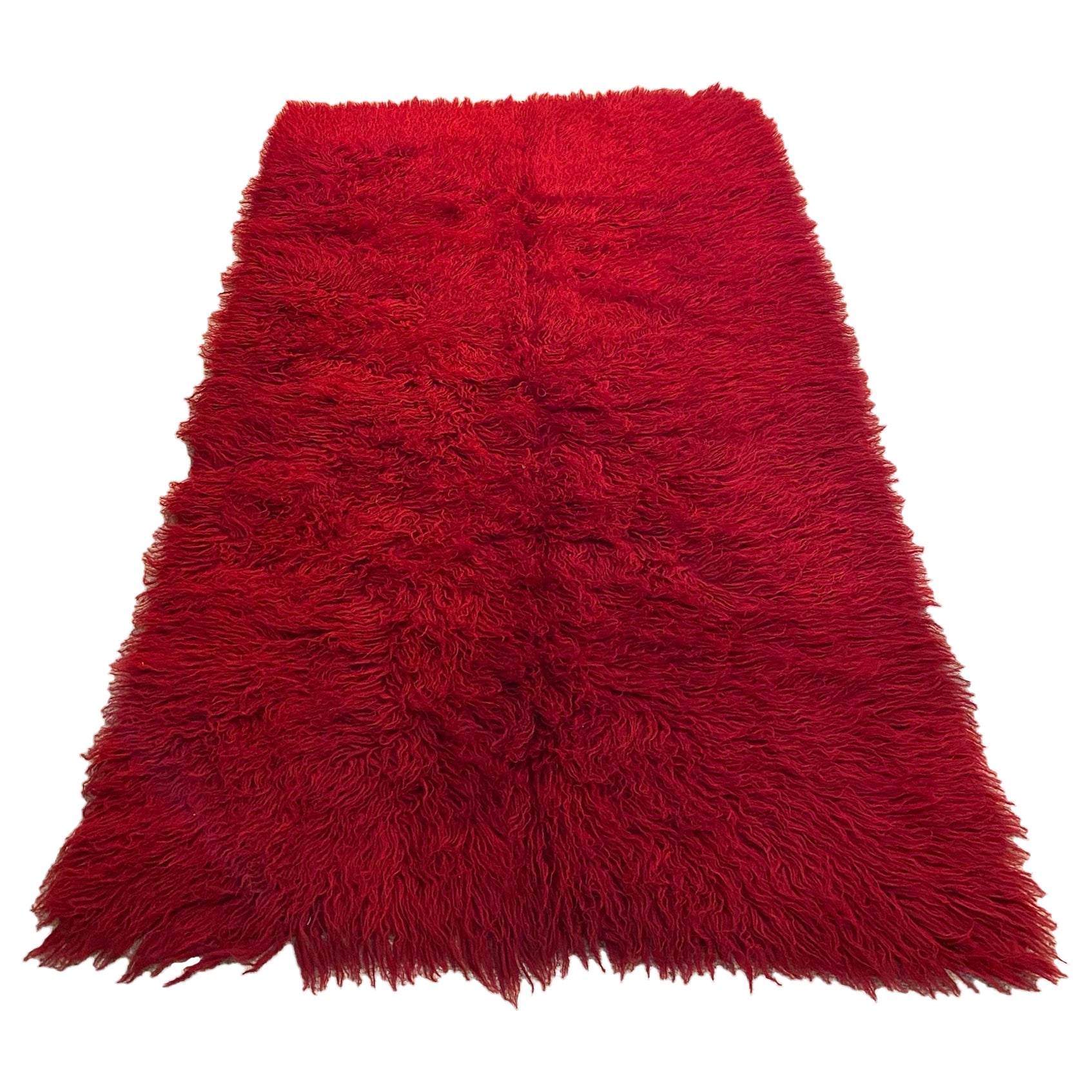 1960s Wool Handwoven Red Rug Vintage Retro Folk Art Carpet Throw (tapis tissé à la main rouge)  en vente