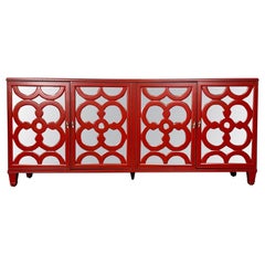 Credenza, cassettiera o cassettone moderno, laccato rosso, a specchio