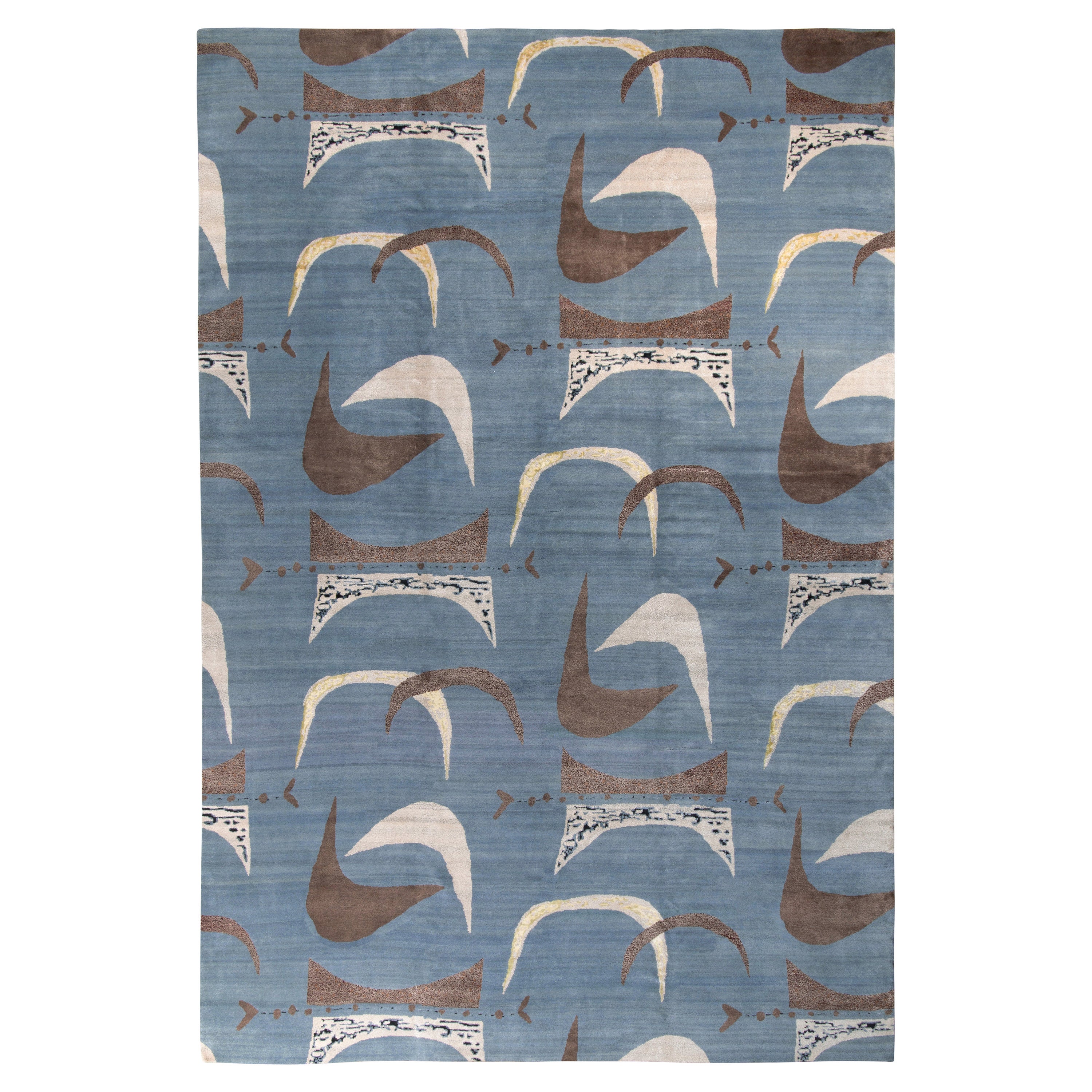 Rug & Kilim's Mid-Century Modern Rug in Blau mit geometrischen Mustern im Angebot