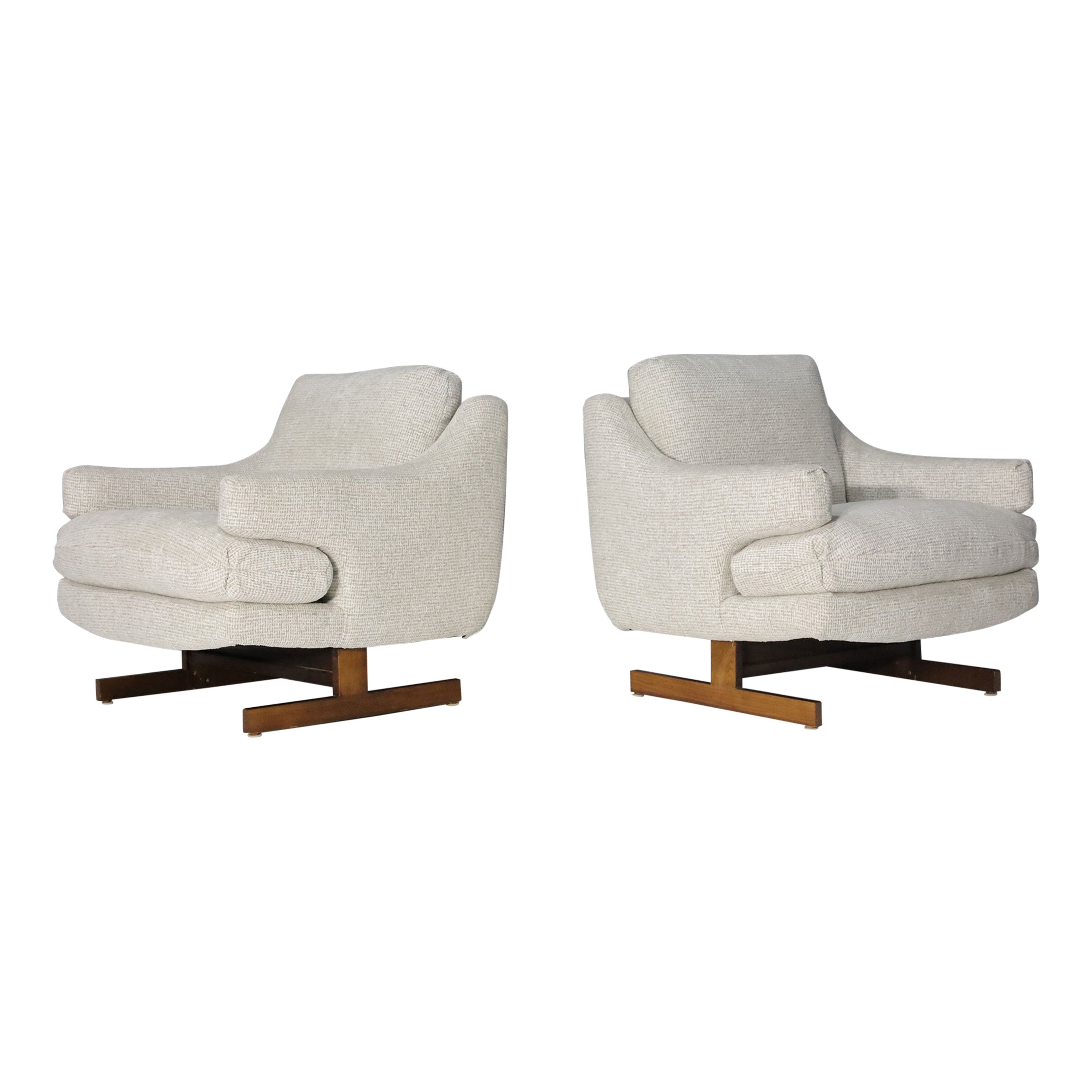 Milo Baughman Style Lounge Chairs with T-Leg Walnut Base and New Upholstery For Sale