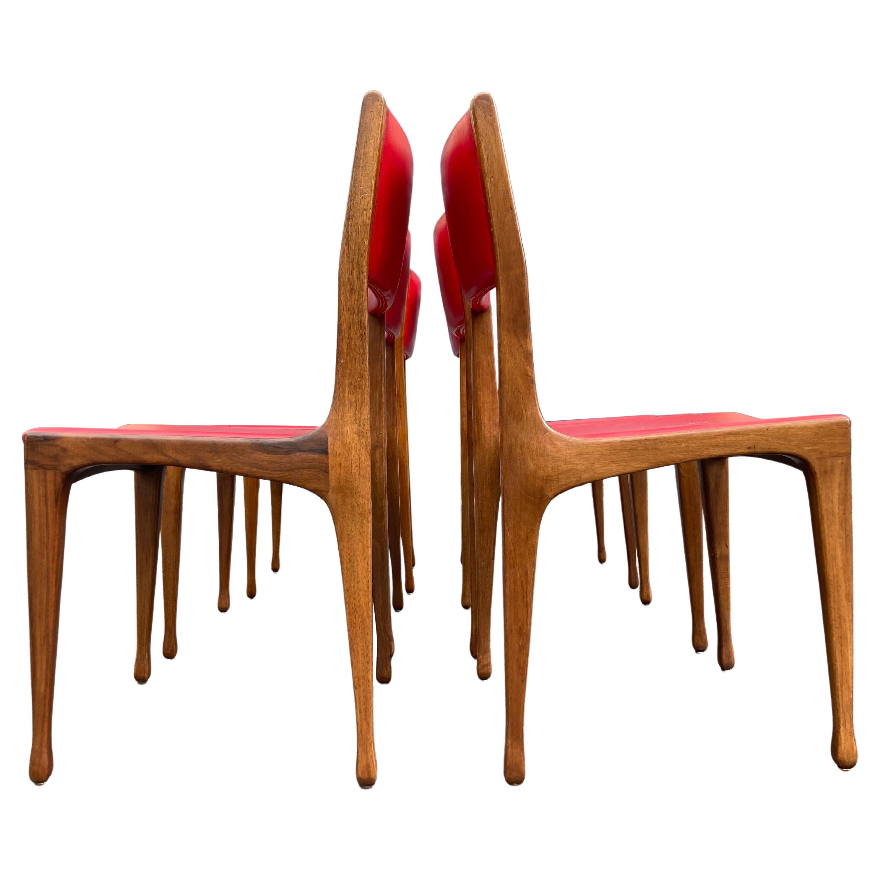 Satz von 6 Stühlen, entworfen von Carlo de Carli für Cassina, Nussbaum, rotes Vinyl 