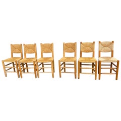 Six chaises "Bauche" de Charlotte Perriand