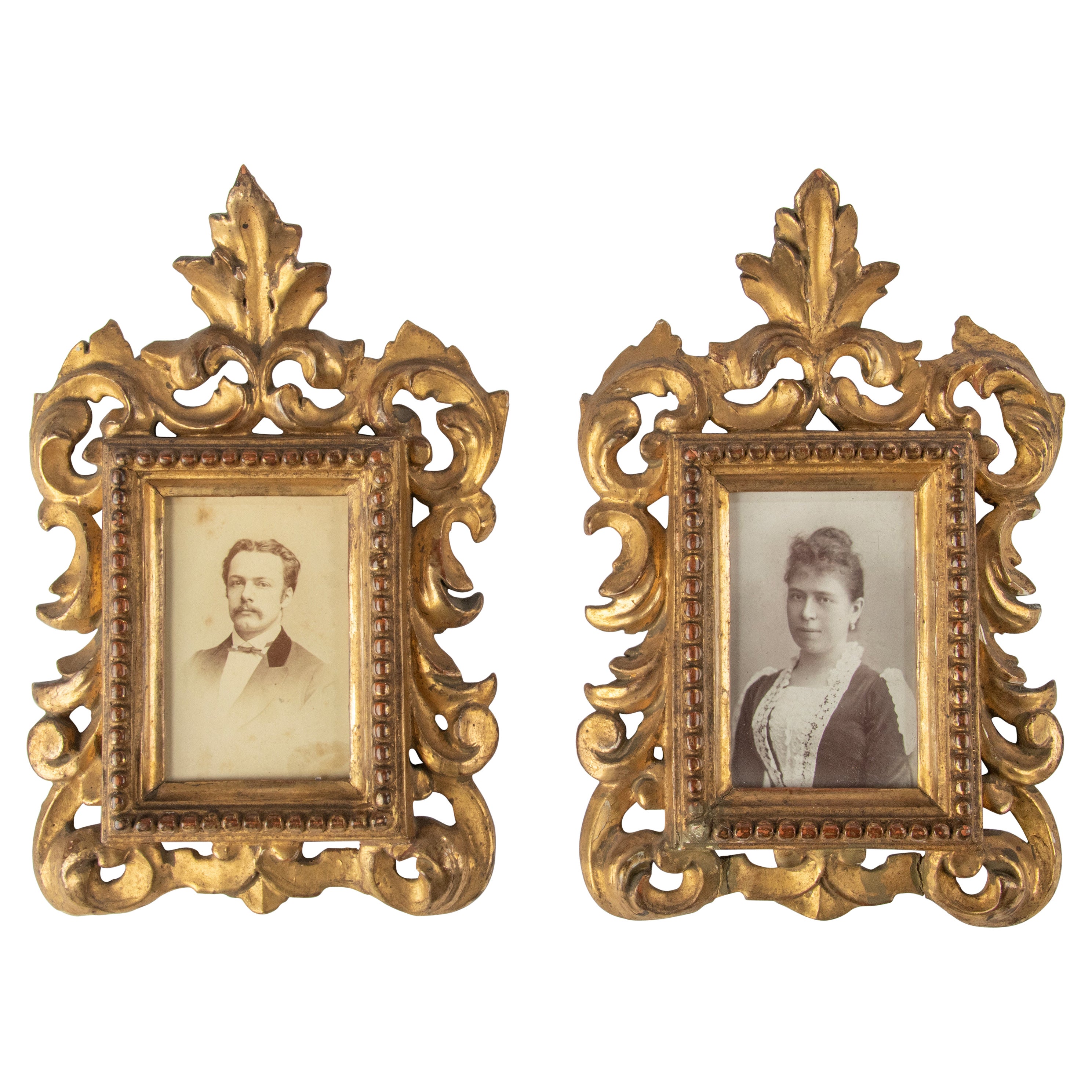 Pair of 19th Century Italian Wooden Carved Picture Frames