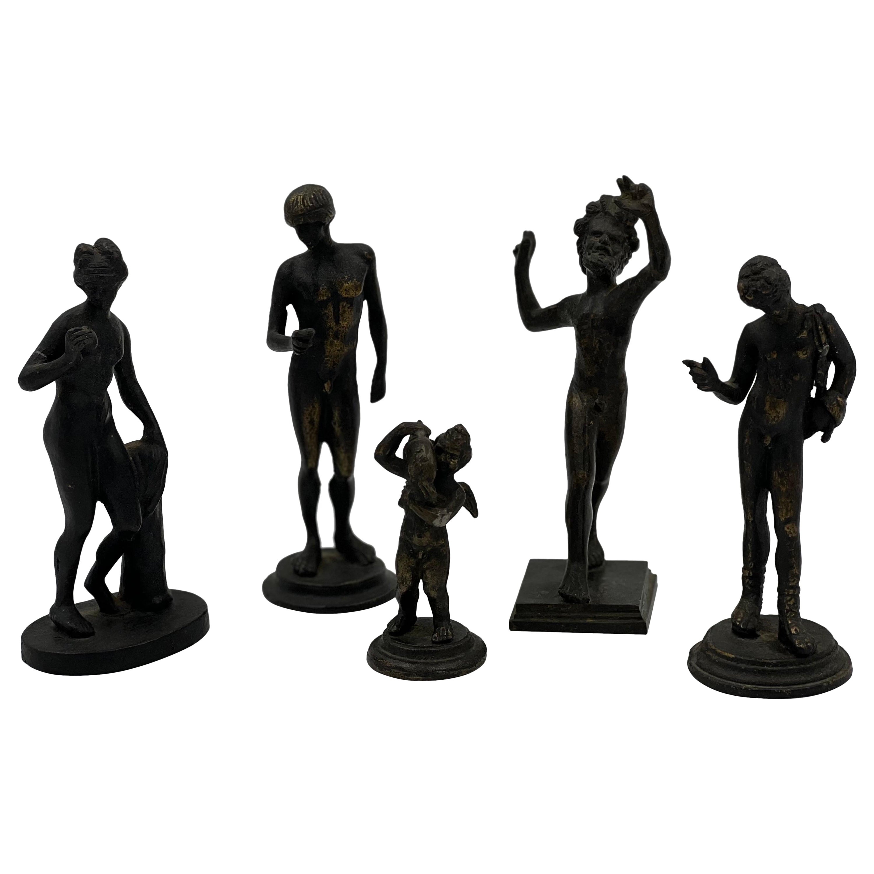 5 pièces de figurines anciennes italiennes Grand Tour en bronze, dont Vénus, Eros et bien d'autres ! en vente