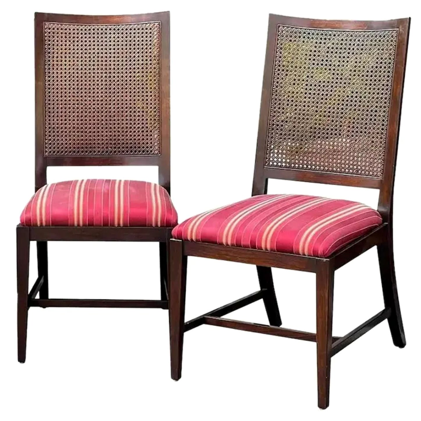 Paire de chaises de salle à manger Dessin Fournir de style Régence en  acajou à dossier canné En vente sur 1stDibs