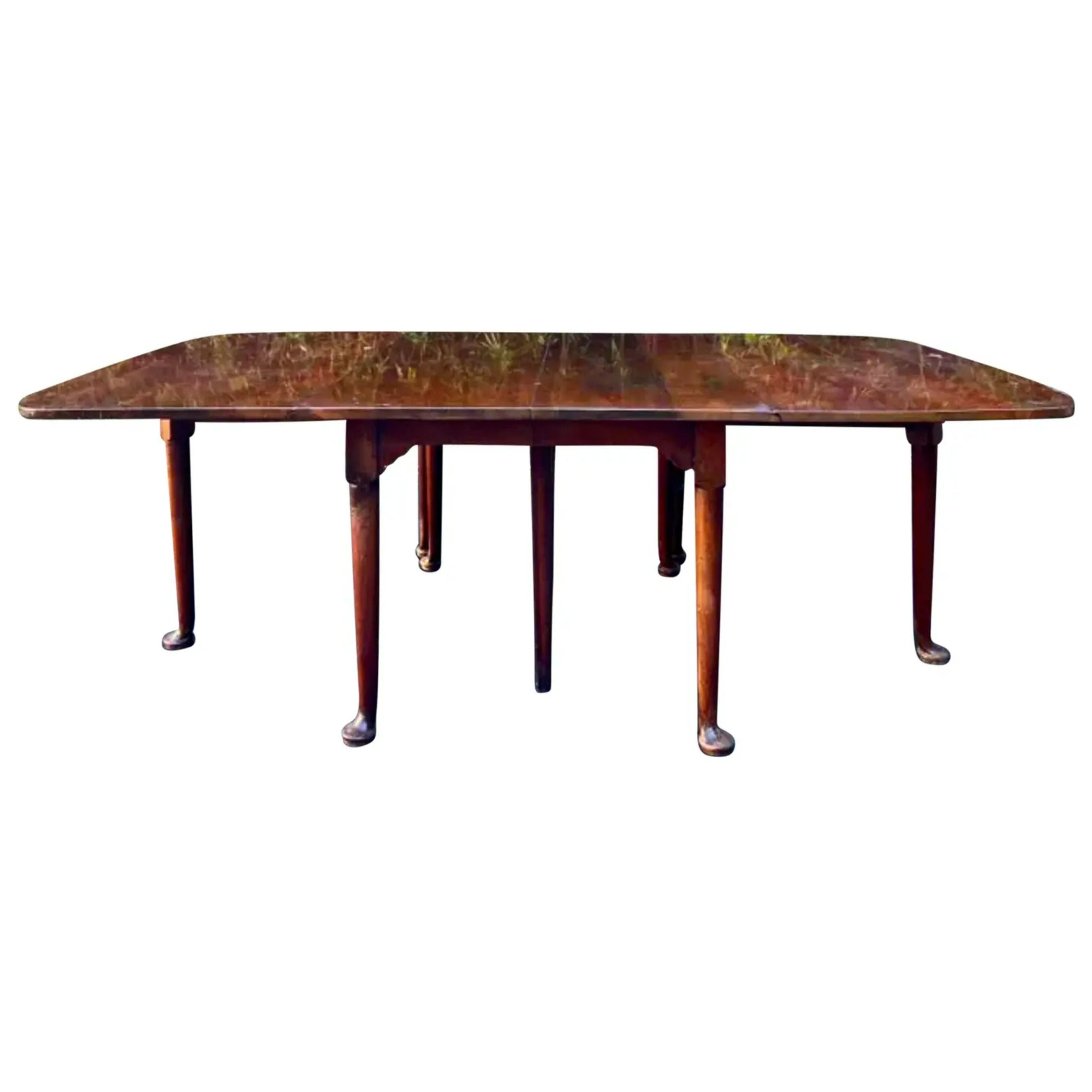 Antique Queen Anne Drop Leaf Gate Leg Dining Table, 18th Century For Sale