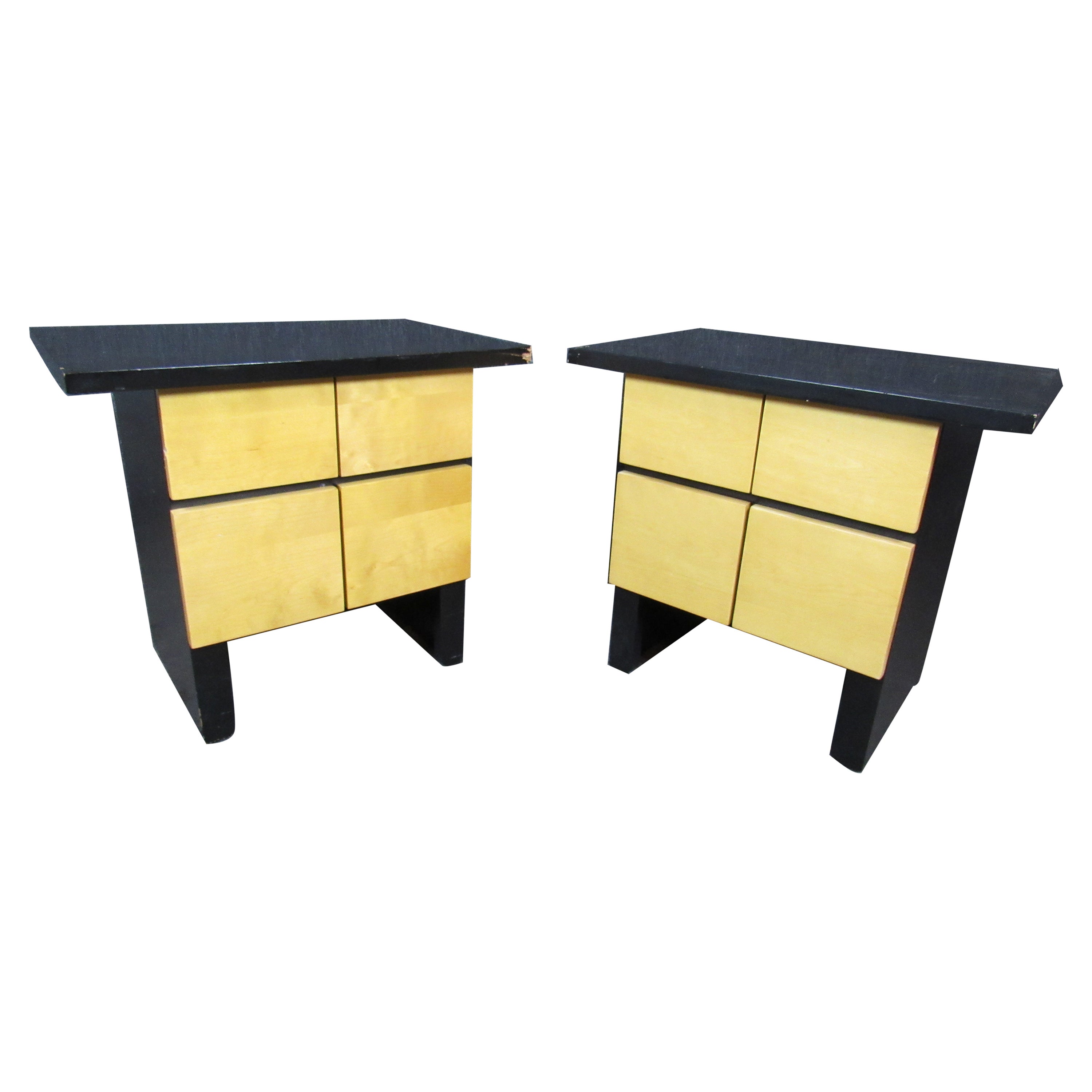 Pair of Minimalist Black Lacquer Nightstands For Sale