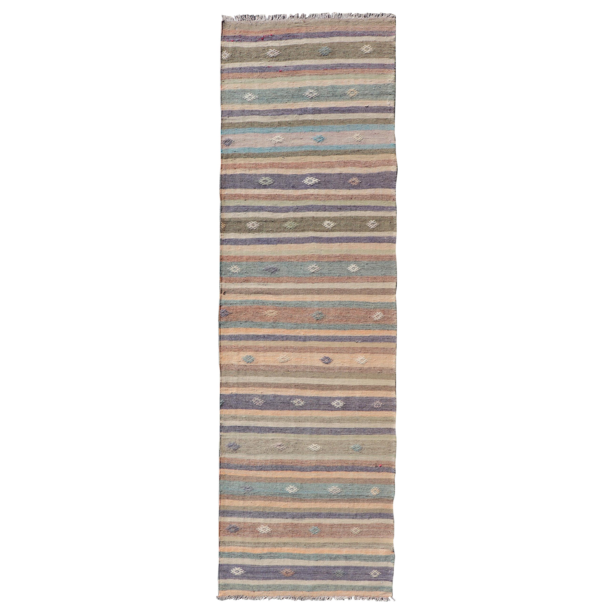 Runner Kilim turco vintage a trama piatta con motivo a righe e moderno