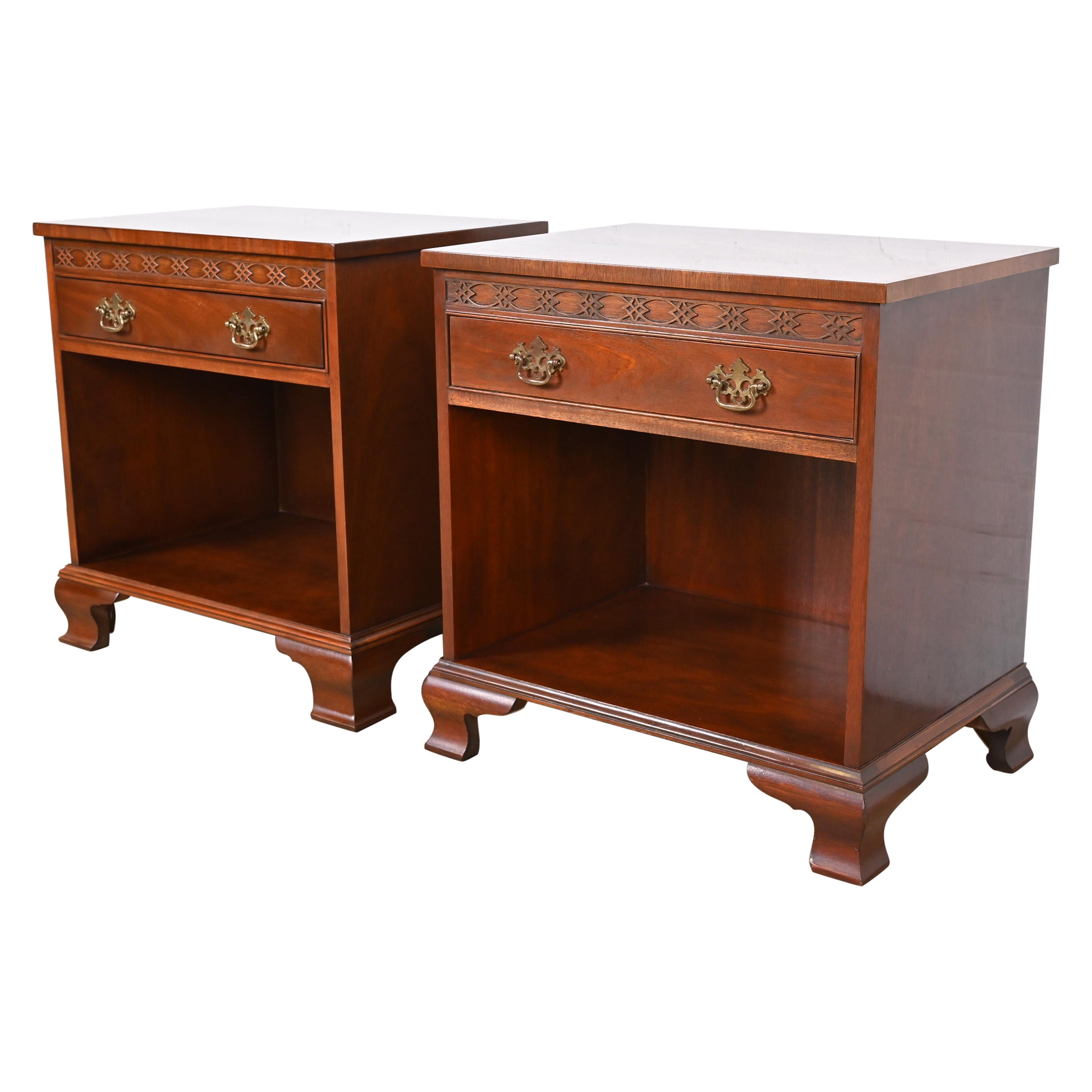 Baker Furniture English Chippendale Carved Mahogany Nightstands, Pair For Sale
