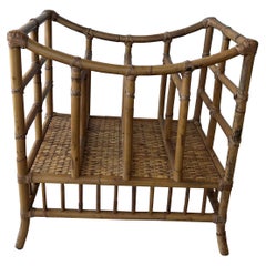 Porta riviste oversize in rattan vintage di bambù