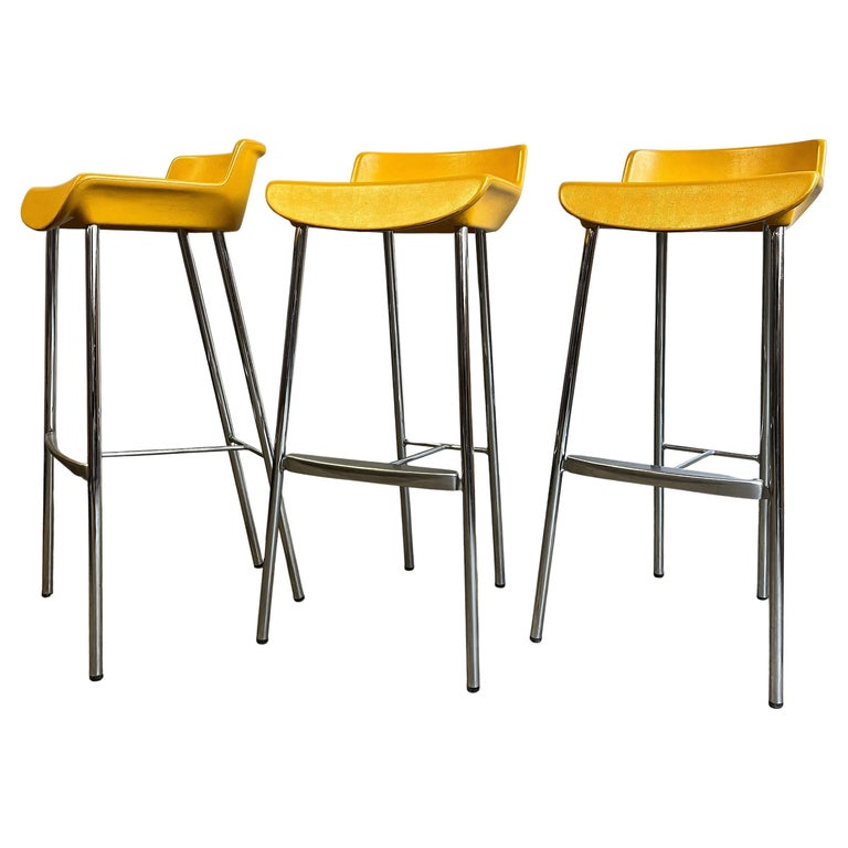 Rare Vintage Stools Pensi 'Set of 3' For Sale at 1stDibs