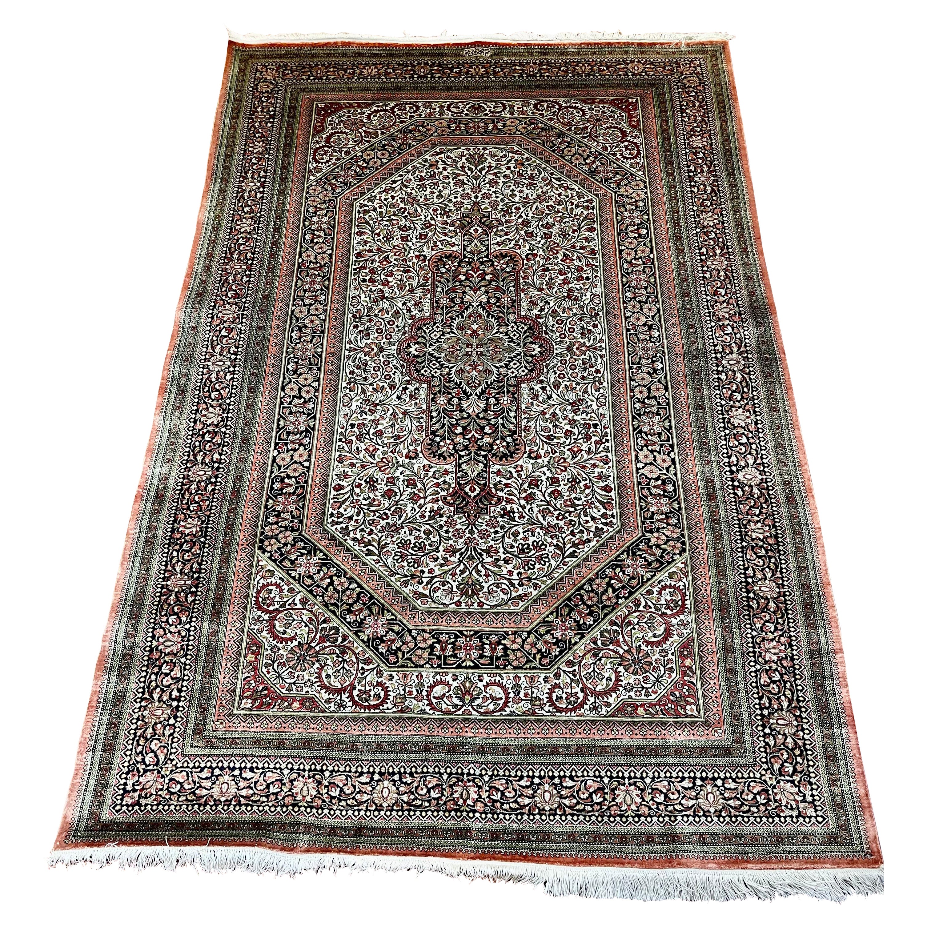 Très beau tapis/carpette en soie perse de Qum 
