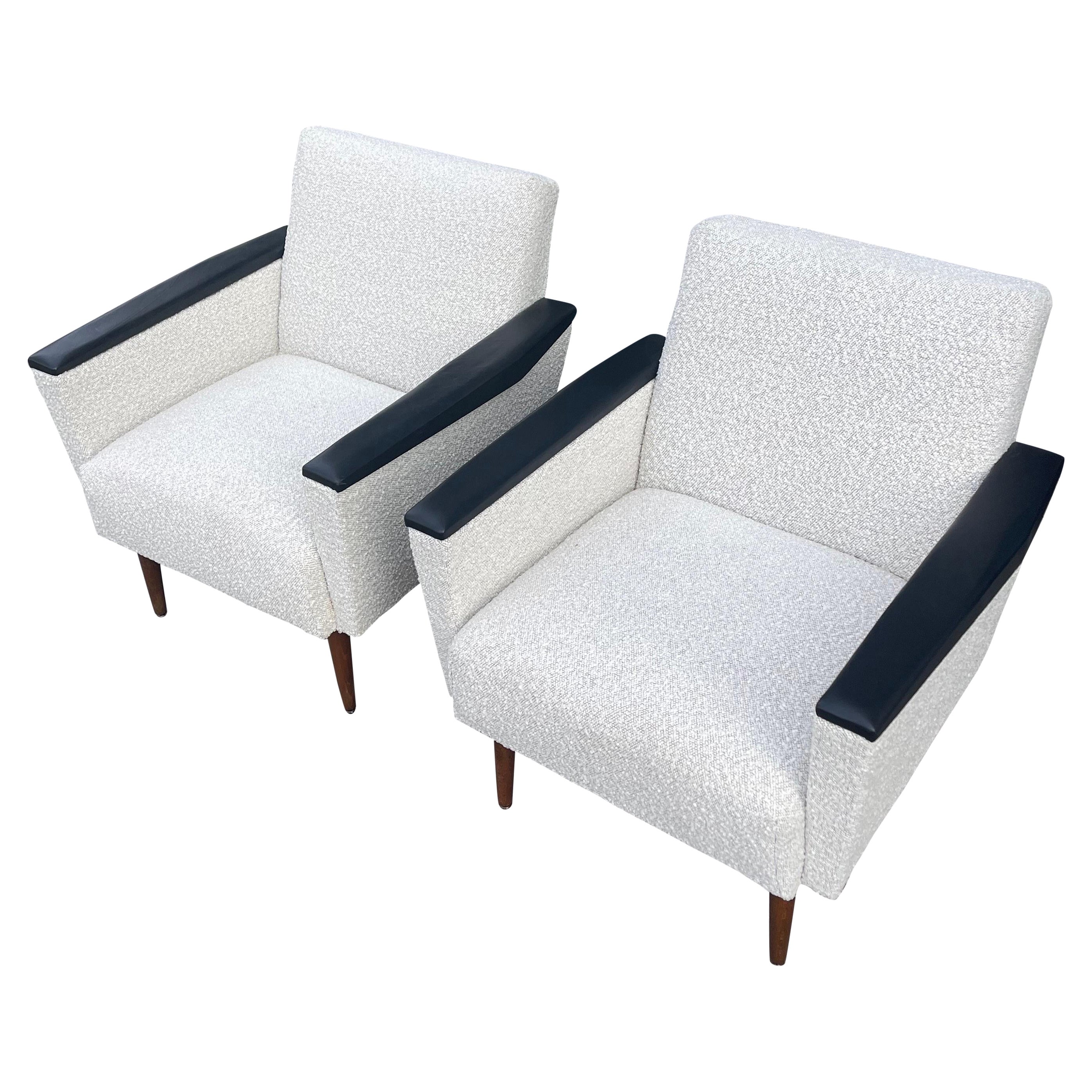 Mid-Century Modern Lounge Chairs Set of Two Style of Pierre Guariche, 1960s For Sale