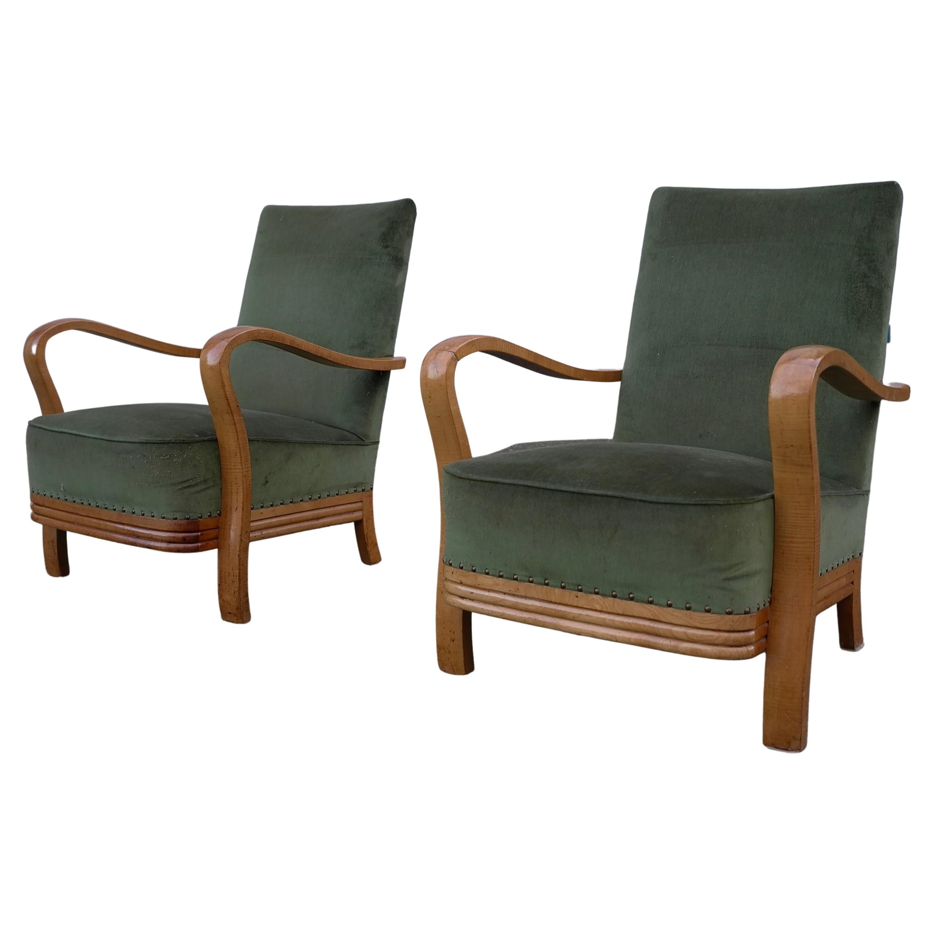 Pair of Wooden Curved Arms Art-Deco Armchairs, France, 1940s