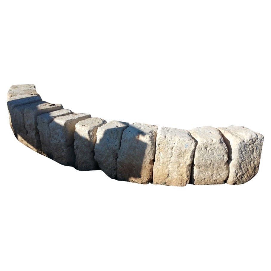 Antike Stone Surround im Angebot