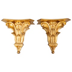 Mid-20th Century Italian Neoclassical Carved Giltwood Wall Brackets Shelves
