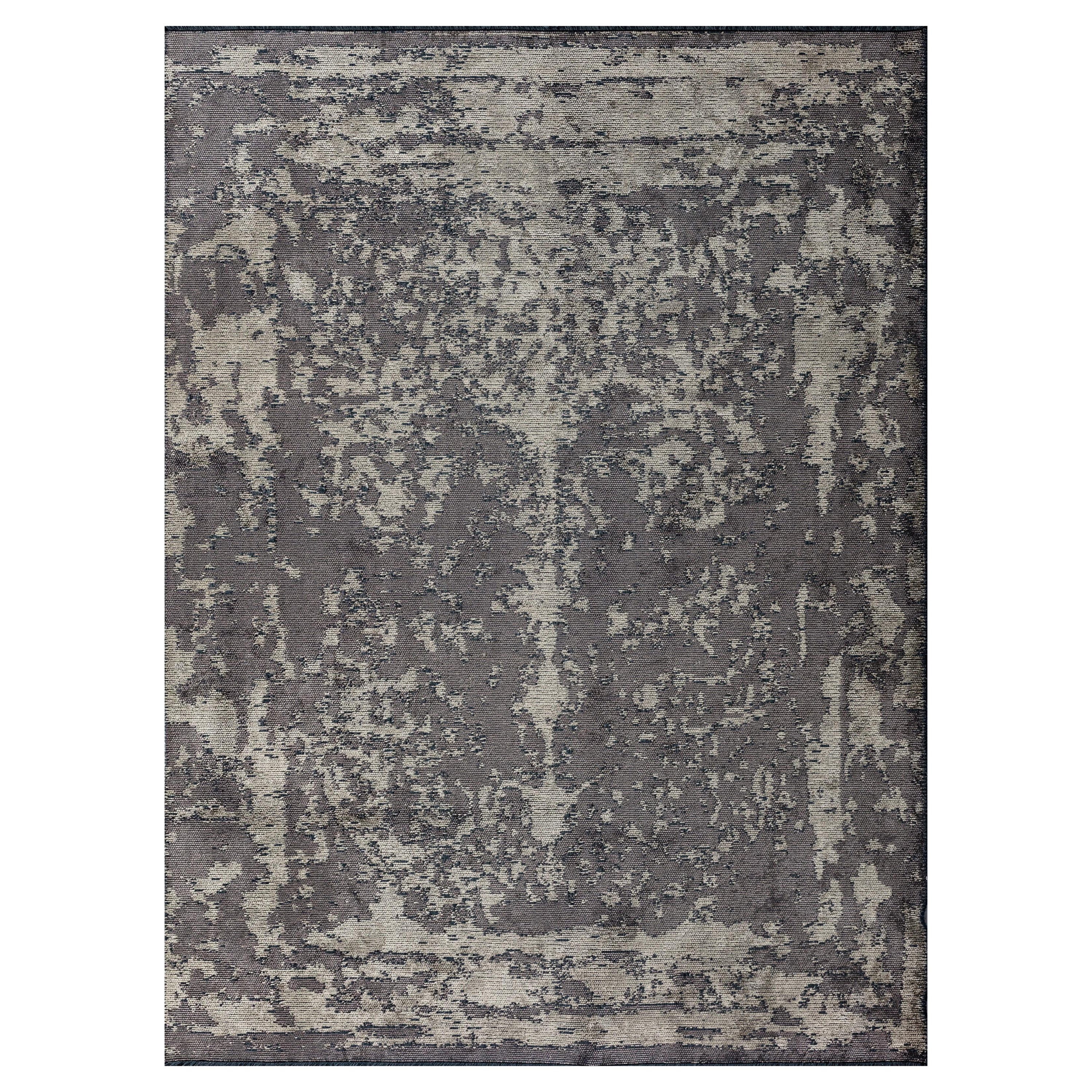 For Sale:  (Gray) Traditional Oriental Luxury Hand-Finished Area Rug