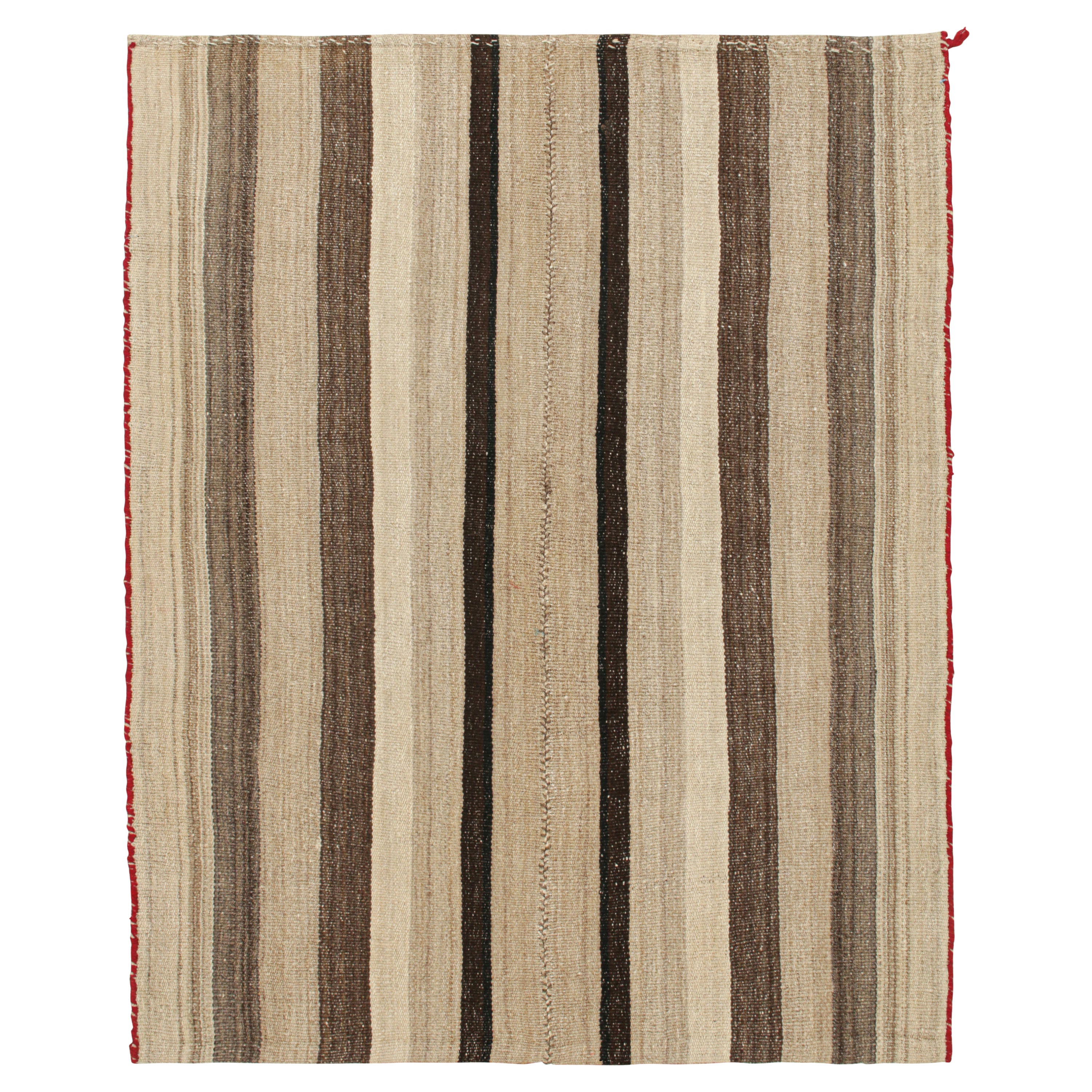 Tapis Kilim persan vintage beige à rayures brunes par Kilim