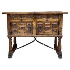 Table console espagnole du 19ème siècle en noyer