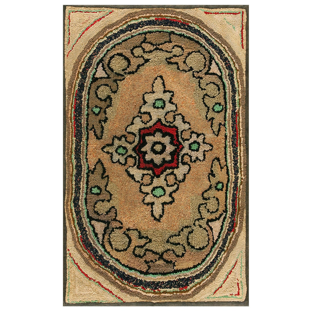 Antique American Hooked Rug 1'10"x2'10"  For Sale