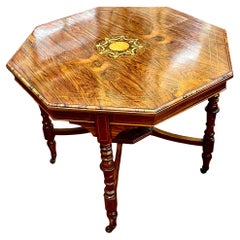 Fabuleuse table d'appoint octogonale anglaise ancienne en marqueterie de bois de rose incrustée