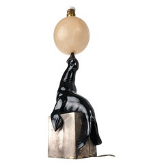 Lampe sculpturale Art déco en forme de phoque par Marcel André Bouraine, années 1920